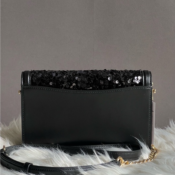 💰SOLD - CP188 - Coach Flap Clutch Crossbody - Picture 11 of 14